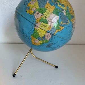 Vintage Golden Globe Taride Dreibein-Weltkarte aus den 1960er Jahren – 28 cm