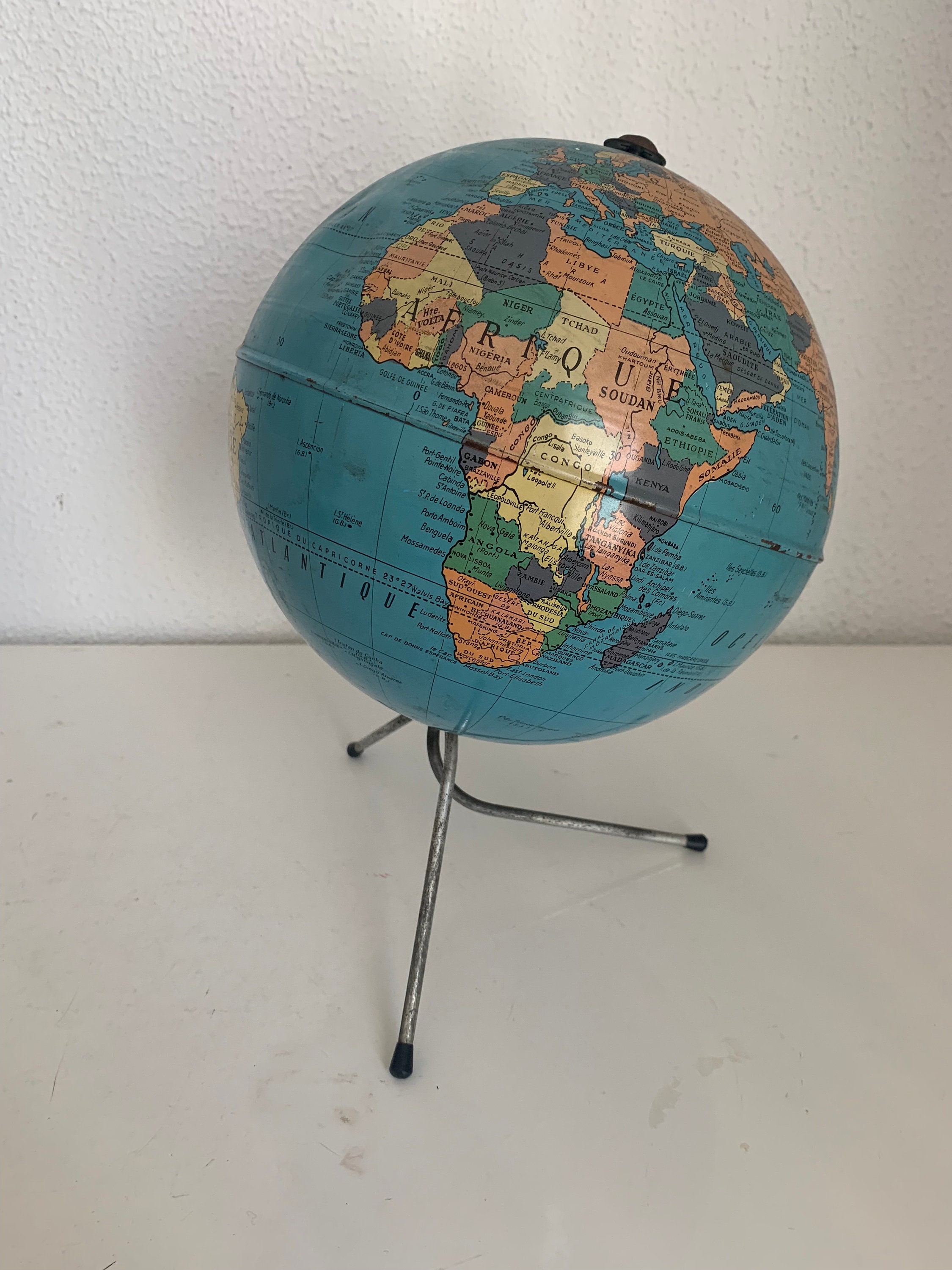 Globe Terrestre Lumineux Taride 1960s 