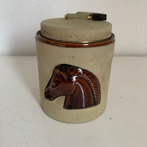 Bocchino per sigarette Longchamp vintage del 1960 in pelle scamosciata color sabbia - 11 x 10 cm