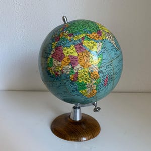Globo terráqueo de madera Girard et Barrère vintage de 1960 - 29 cm