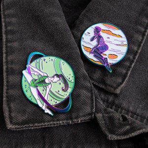 Spilla Personalizzata In Metallo Smaltato Morbido Arthur FIST Per - Foto 7