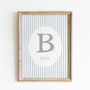Impresión personalizada vintage azul suave para guardería, guardería para niño, arte azul pastel, guardería personalizada, impresa y enviada en papel de alto archivo