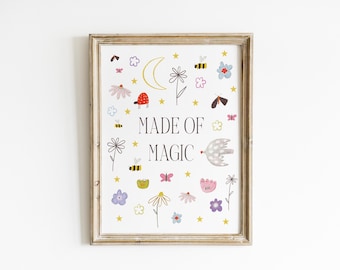Decoración de pared infantil "Hecho de magia" con estampado floral caprichoso de luna y estrellas, ideal para la habitación del bebé. Estampado de abejas, mariposas y pájaros. Habitación infantil colorida para sala de juegos XMG2-A1