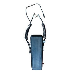 Wah Pedal Extension Kit – Set of Two 12&quot; Coiled Cables + Optional Power Cable