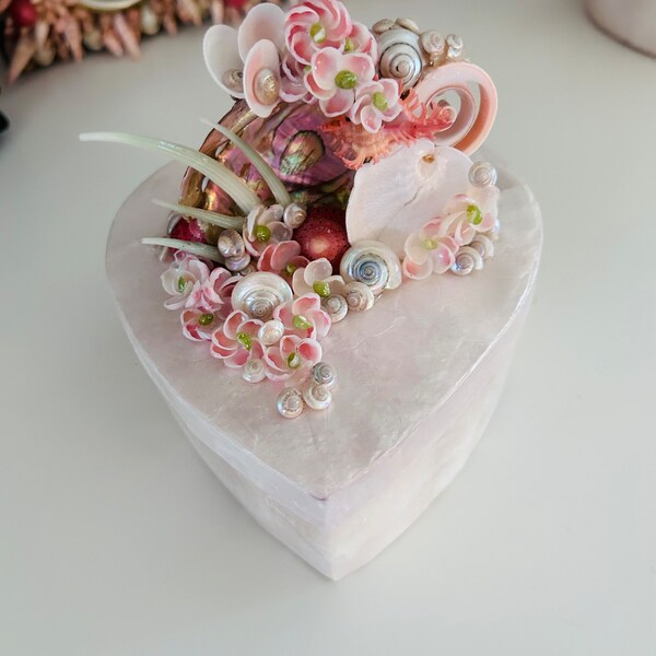 Heart shaped Seashell box for Mothers Day, home decor, gift, wedding, birthday, ring bearer, collectables and decor