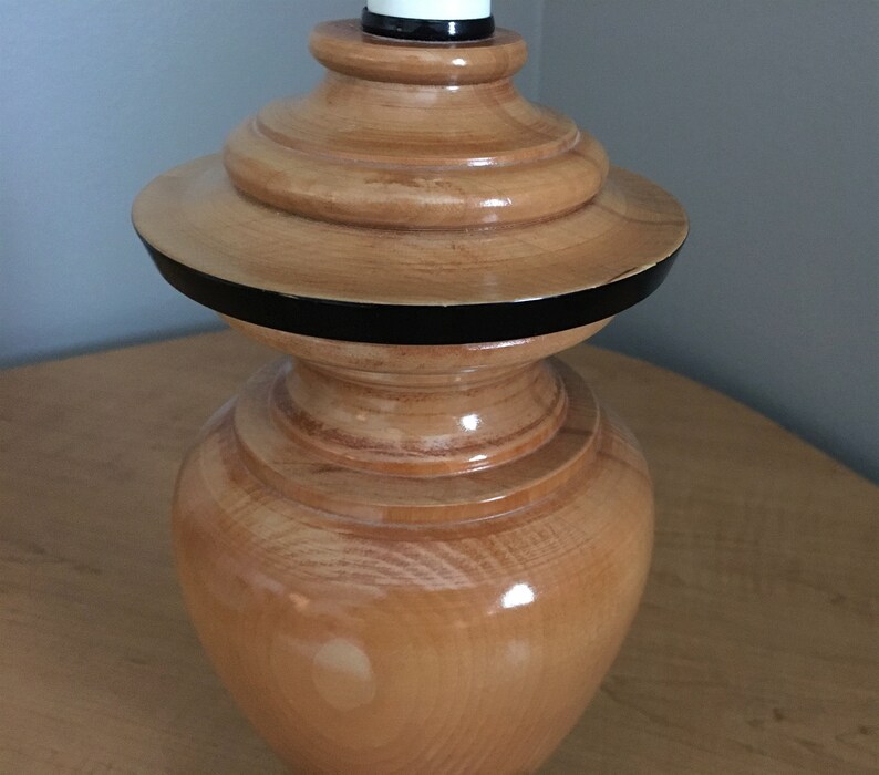 Vintage Maple Wood Table Lamp Shade not incl.