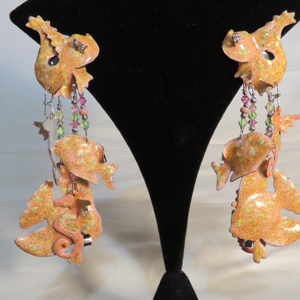 Lunch at the Ritz 87- Silver Tone Clip On Earrings- Fish and Sea Horses- Pink, Green and Clear Beads- Pink, Green and Yellow Glitter Paint