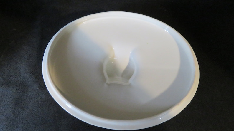 Very Good Vintage Condition EVA ZEISEL HALLCRAFT Classic Hi White Replacement Covered Casserole Dish Lid Great Mid Century Modern Item-
