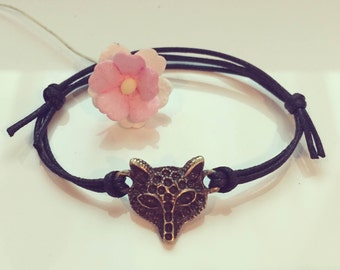Fox bracelet in black, forest, wisdom, suppleness, clever, stealth, fertility, intelligence