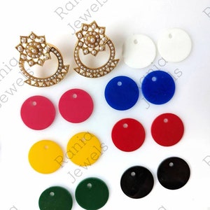 Color changeable earrings