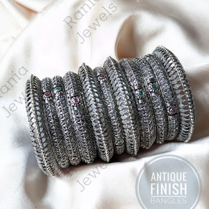 Set of Oxidized bangles