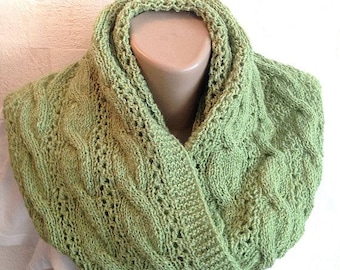 green infinity scarf knit wool scarf knitted snood chunky cowl Valentine's day gift circle scarf neck warmer knit accessory gift for men