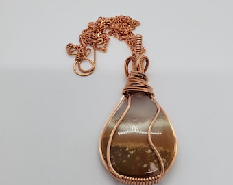 Agate Pendant Necklace Pendant: Copper Wire-Wrapped Fire