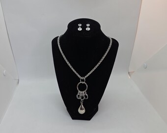 Stainless Steel Chainmail Necklace with Silver Teardrop Pendant