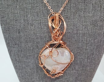 Handmade Flower Agate Copper Pendant Necklace: Bohemian Jewelry