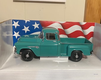 ERTL　1/18　1955　CHEVROLET ERTL 1:18 1955 Chevy 3100 Stepside Die Cast Ocean Green