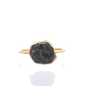 Raw Black Tourmaline Ring, Gold Ring, Raw Dark Black Tourmaline Ring for Women, Raw Tourmaline Ring, Stone Ring, Raw Crystal Ring,