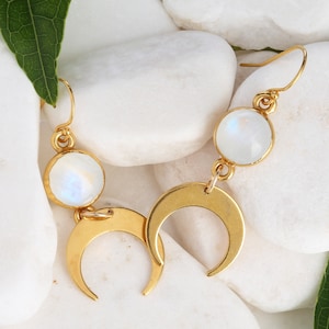 Crescent Moonstone Dangle Earrings, Witchy Moonstone Drop Earrings, Moon Earrings, Celestial Earring, June Birthstone, Moonstone Jewelry