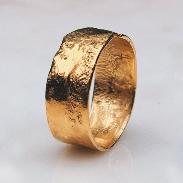7mm Textured Cigar Band • Unique Rustic Hammered Mens Ring • Chunky Wide Byzantine Wedding Band • Sterling Silver with 24k Gold Dip