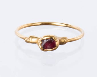 Dainty Raw Garnet Ring • Gold Filled •January Birthstone • Capricorn • Nature Inspired Handmade Item • Whimsigoth Gemstone Jewelry • 24k Dip