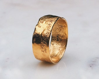 7mm Textured Cigar Band • Unique Rustic Hammered Mens Ring • Chunky Wide Byzantine Wedding Band • Sterling Silver with 24k Gold Dip