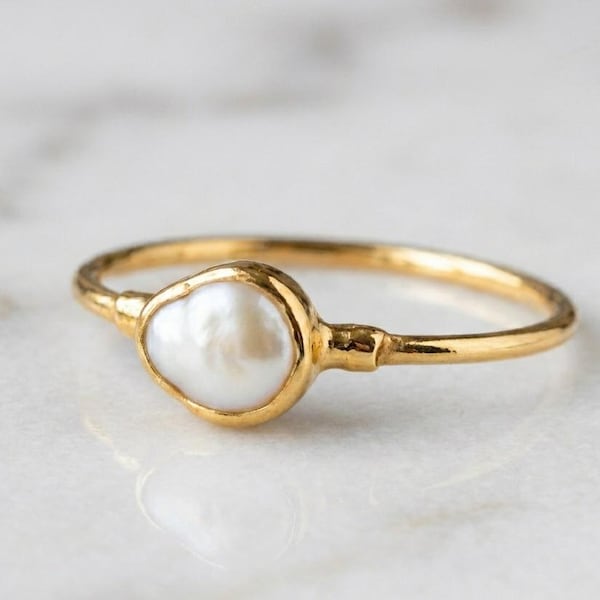 Dainty 24k Gold Filled Pearl Ring