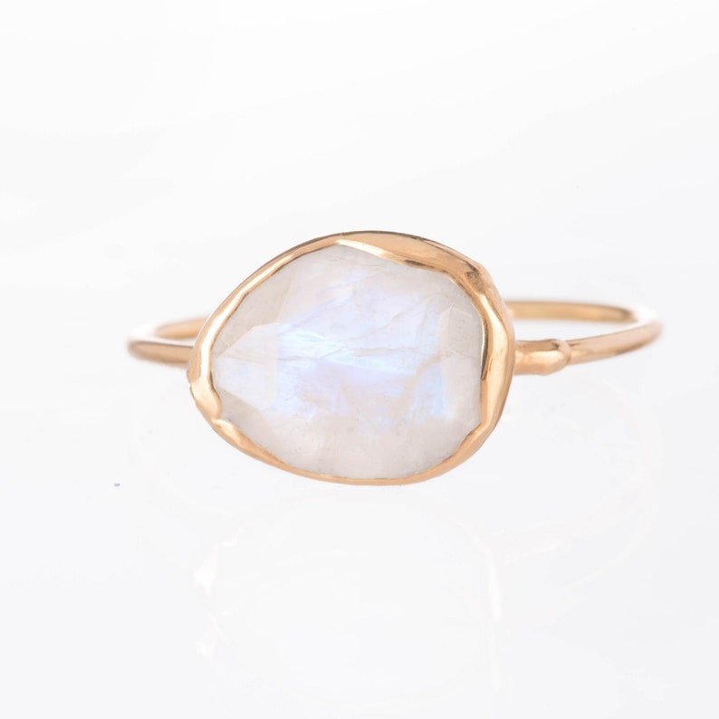 Rainbow Moonstone Ring, Rose Cut Moonstone Jewelry, Gold Ring, Rings for Women, Stone Ring, Gemstone Ring, Crystal Ring, June Birthstone 