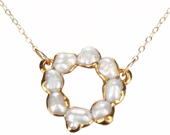 Collier de perles marguerites pour femme, pendentif de perles blanches, collier céleste, bijoux en perles, collier en nacre, tour de cou avec anneau en perles