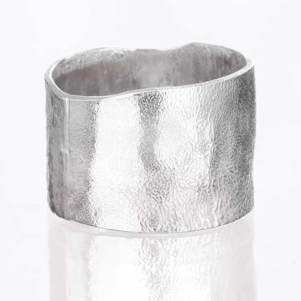 Sterling Silver Textured Extra Wide Ring in Semi-Polished Finish, Wide Silver Band, , Cigar Band Ring, Silver Ring 14MMStatement Ring