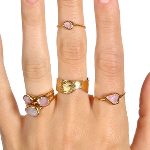 Dainty Rose Quartz Ring, Rose Gold Wedding Gift, Rose Quartz Jewelry, Blush Jewelry, January Raw Rose Quartz Ring, Quartz Ring Whimsigoth