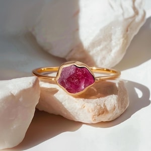 Raw Ruby Ring for Women • Gold Filled • July Birthstone • Genuine Gemstone Ring • Red Sapphire • Whimsigoth Jewelry • 24k Dip • Ringcrush