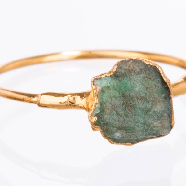 Raw Emerald Ring • Gold Filled • May Birthstone • Handmade Jewelry • Genuine Natural Gemstone • Best Friend Gift • Antique Style • 24k Dip