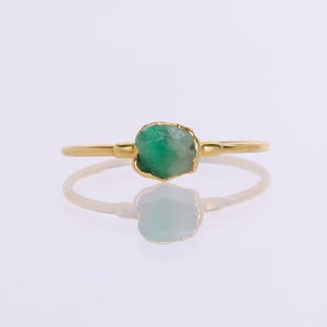 Dainty Raw Emerald Ring • Gold Filled • May Birthstone • Handmade Jewelry • Genuine Natural Gemstone • Best Friend Gift • Antique Style