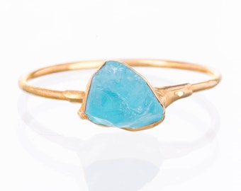 Raw Blue Apatite Ring • Gold Filled • Teal Turquoise Color Cocktail Ring • Bohemian Style Gemstone Jewelry • Summer Aesthetic • 24k Dip