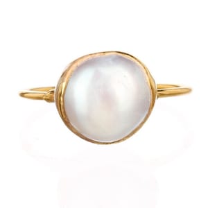 Raw Baroque Pearl Ring • Gold Filled • Minimalist Real Pearl Ring • June Birthstone • Perfect Mother of Bride Gift • Handmade Fall Jewelry