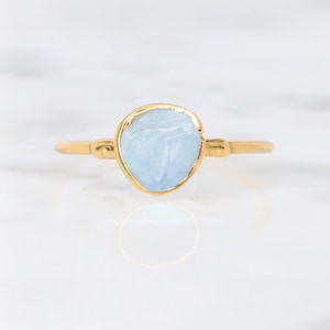 Dainty Raw Aquamarine Ring for Women, Gold Ring, Dainty Ring, Aquamarine Jewelry, March Birthstone, Raw Crystal Ring, Raw Stone Ring, Pisces