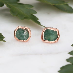 Mini Raw Emerald Earrings, Rose Gold May Birthstone Studs, Raw Crystal Earrings, Emerald Studs, Boho Earrings, Dainty Gold Stud Earrings image 1