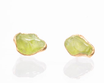 Raw Peridot Earrings, Raw Crystal Earrings, Stud Earrings, Gold Earrings, Raw Stone Earrings, August Birthstone Earrings, Raw Gemstone Studs