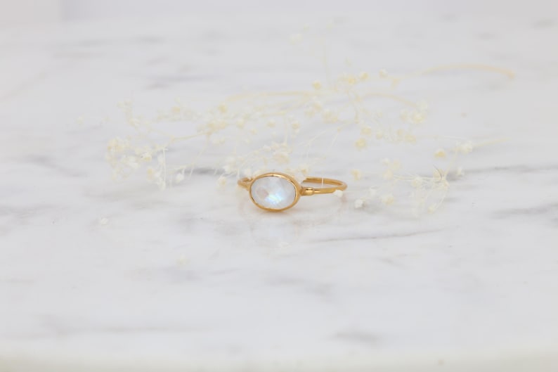Real, unretouched camera photo of the Rainbow Moonstone Ring.