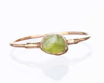 Mini Raw Peridot Ring • Gold Filled • August Birthstone • Dainty Green Gemstone Crystal Jewelry • Natural Birthstone Fall Jewelry • Leo Gift