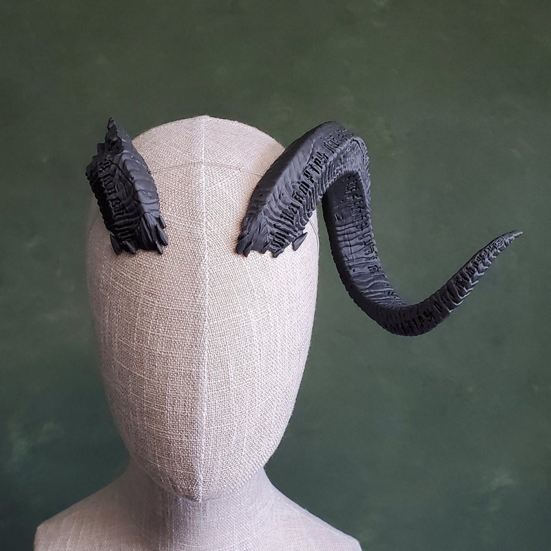 Cosplay Horns - Etsy