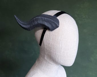 Genevieve | Chifres de Tiefling Fantasia