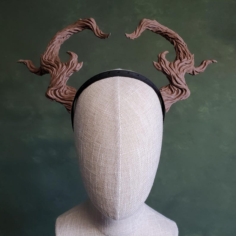 Sumitha | 3D Printed Twisted Wood Horns image 1