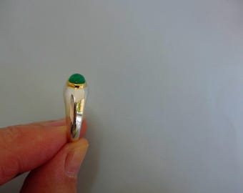 Anillo solitario de oro de 18k y esmeralda cabujón: Anillo solitario de plata maciza para mujer