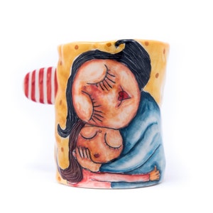 Mamá te ama taza, mamá regalo, mamá y yo taza, regalo del día de la madre, taza de gres, taza de cerámica, taza de café mamá, hija a mamá regalos