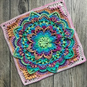 Pattern: Flower of the Night Mandala