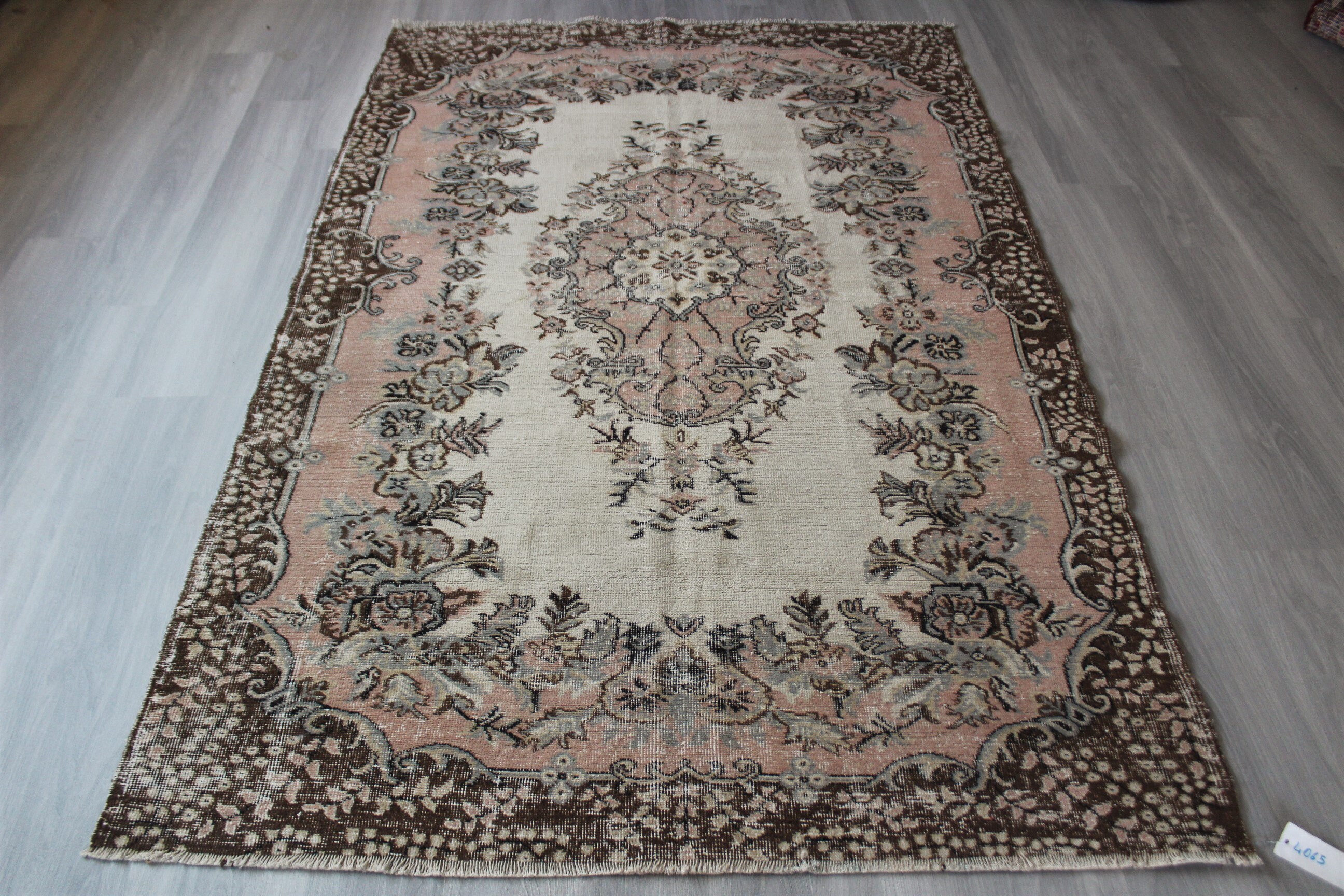 Tapis beige-Rose Vintage,