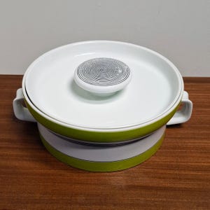 Saturn Thomas Rosenthal Green/White Covered Dish - Form T - Tableware - Collectible - Germany