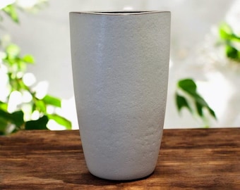Vintage Ceramic Vase by Jaap Ravelli from the 1960s - Flowers - Ceramics - Triangle