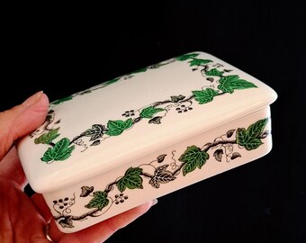 Wedgwood Stratford Jewelry Box - Butter Dish - Storage - Ceramic - Ivy - Kitchen - Decorative